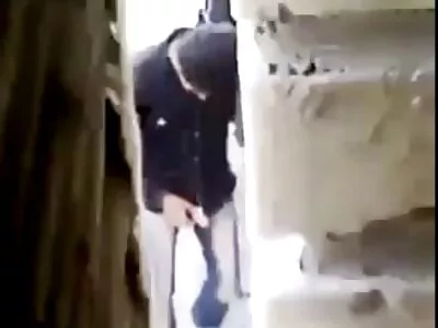 סוס אתלטי מלקק ומזיין את הכוס סרטוני לסביות חינם של ילדה.