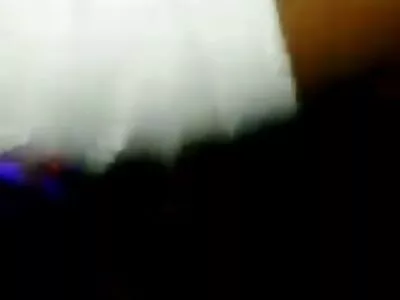 לטינה סרטי סקס גייז חינם הרזה מרטיבה את הזין של גבר ורוכבת עליו.