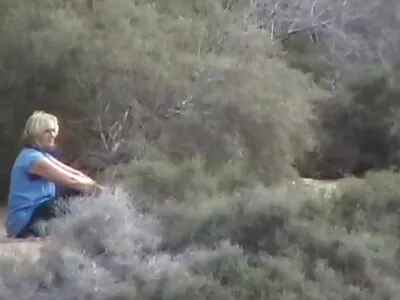 ילדה חמודה דפוקה עם בחורים חרמנים. סרטי קוקהולד חינם