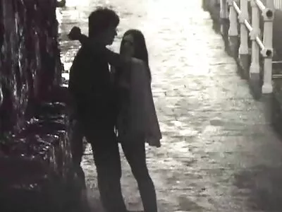 חברות לוהטות סקס חינם כוסיות מקבלות כוס ודילדו דו צדדי.